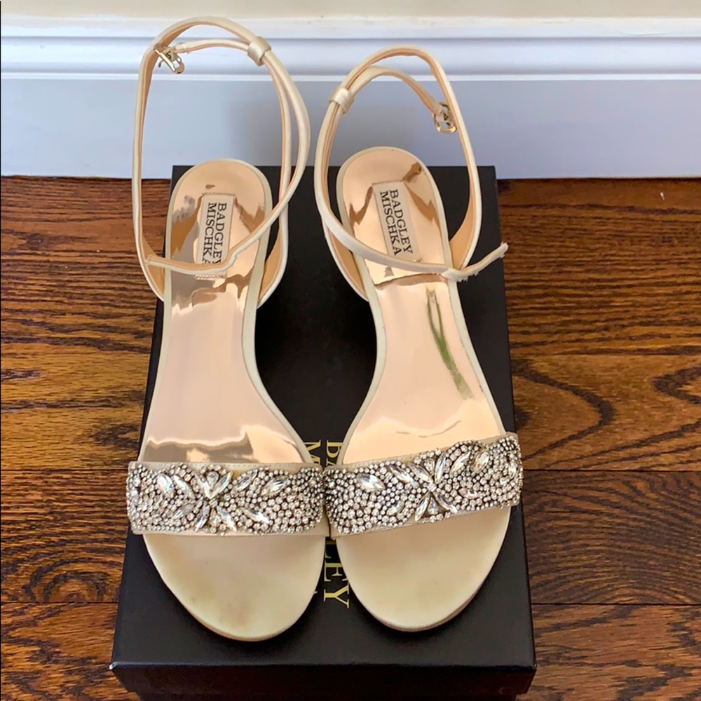 Badgley Mischka Hatch wedge bridal sandal